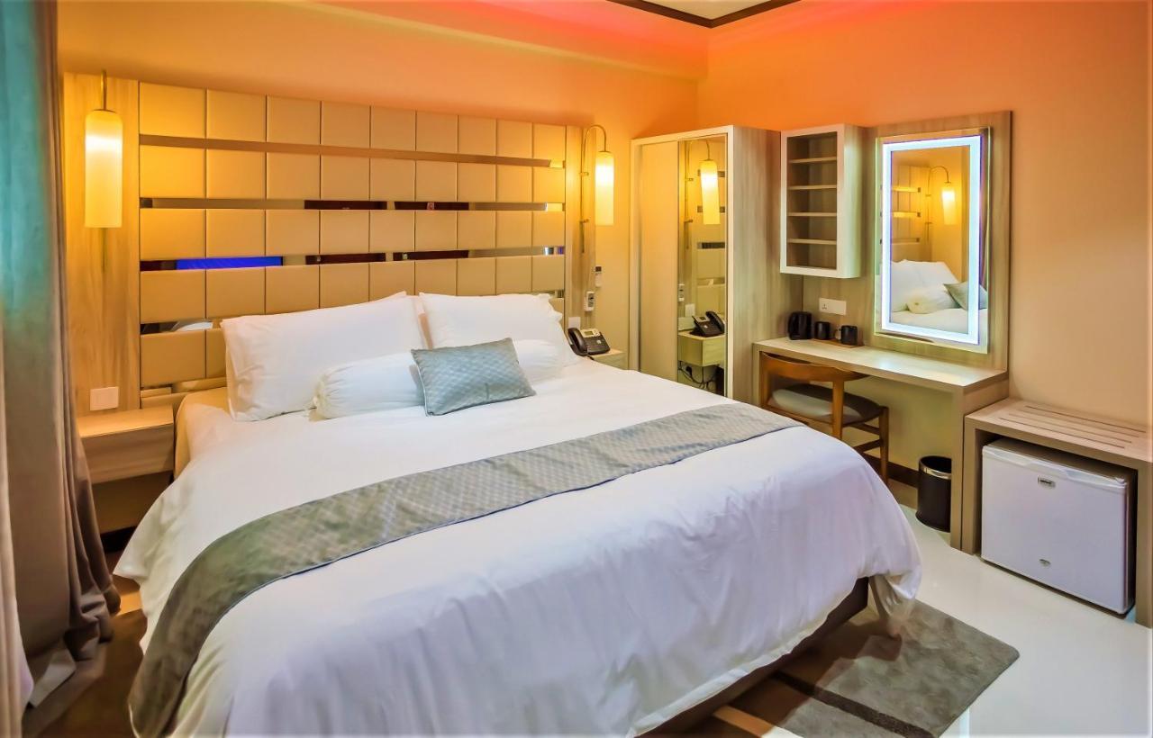 Hotel Avoca 4*